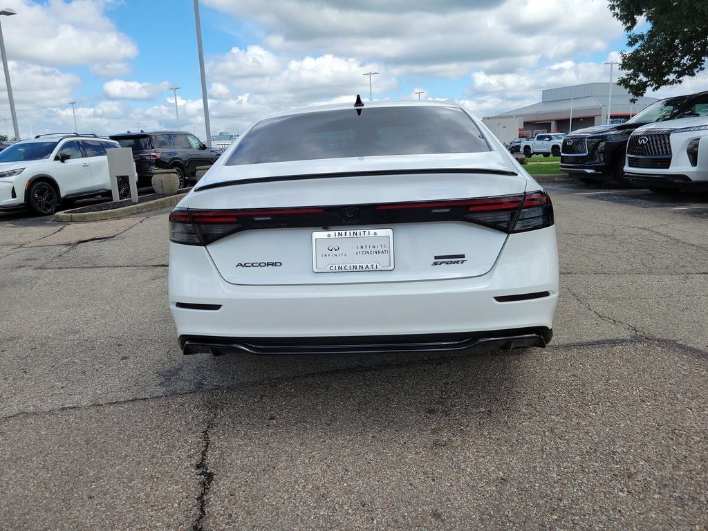 Used 2023 Honda Accord Sport image 4