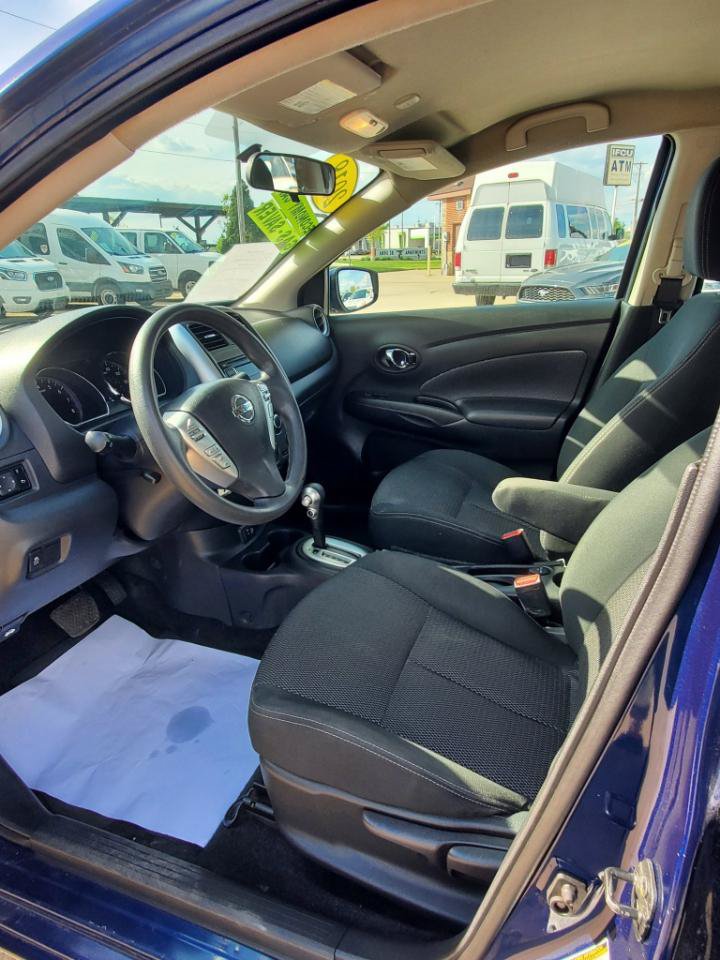Used 2018 Nissan Versa SV FWD image 14