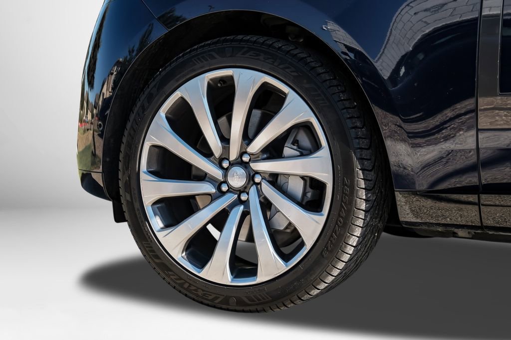 Used 2023 Land Rover Range Rover SE image 57
