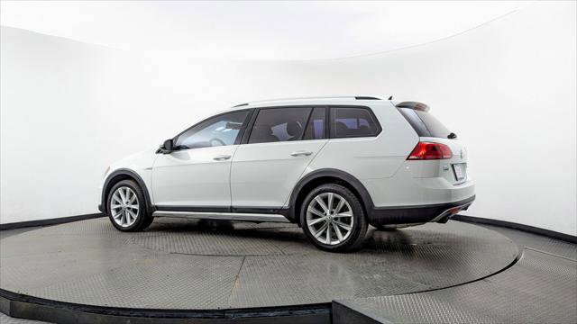 Used 2017 Volkswagen Golf Alltrack SEL image 6