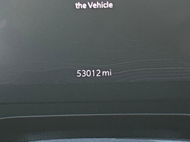 Used 2023 Jeep Grand Cherokee L Limited w/ Black Appearance Package AWD/4WD image 18