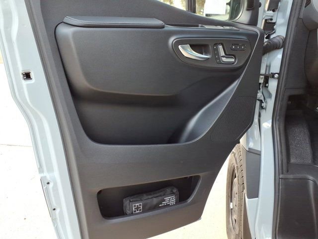 New 2026 Mercedes-Benz Sprinter 2500 image 12