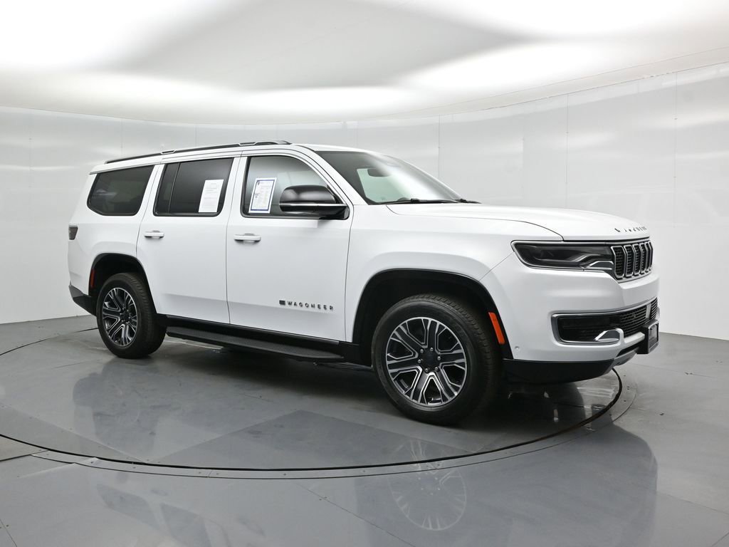 Used 2024 Jeep Wagoneer Series II w/ Flexible Seating Group image 29