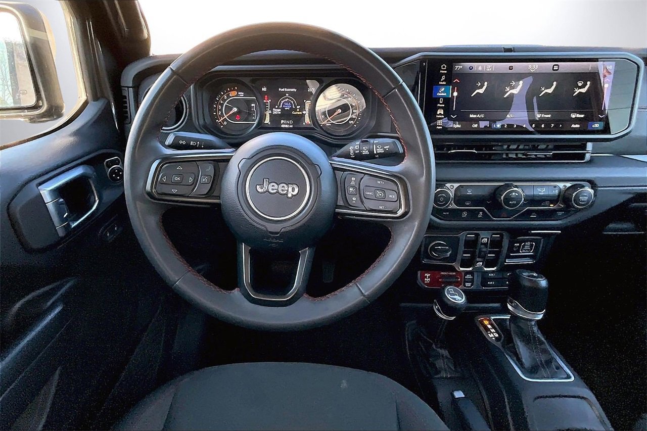 Certified 2024 Jeep Wrangler Unlimited Rubicon image 11