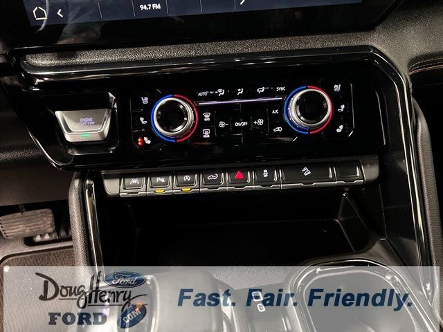 Used 2023 GMC Sierra 1500 AT4 w/ Technology Package AWD/4WD image 43