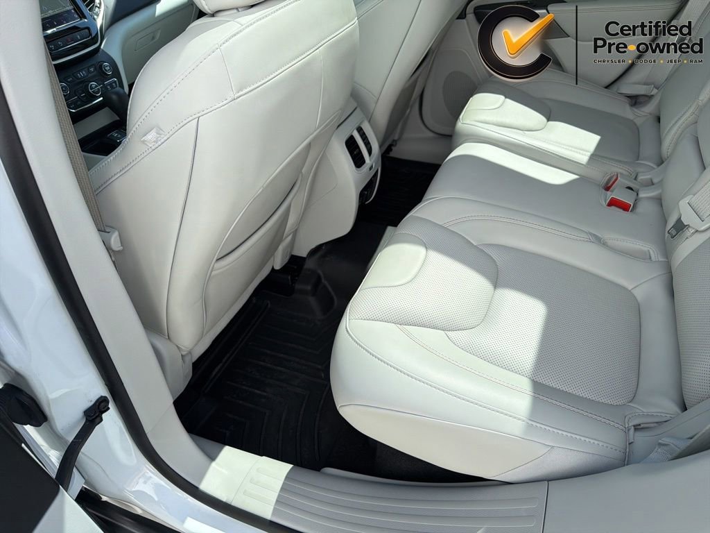 Used 2021 Jeep Cherokee Limited w/ Elite Package FWD image 47
