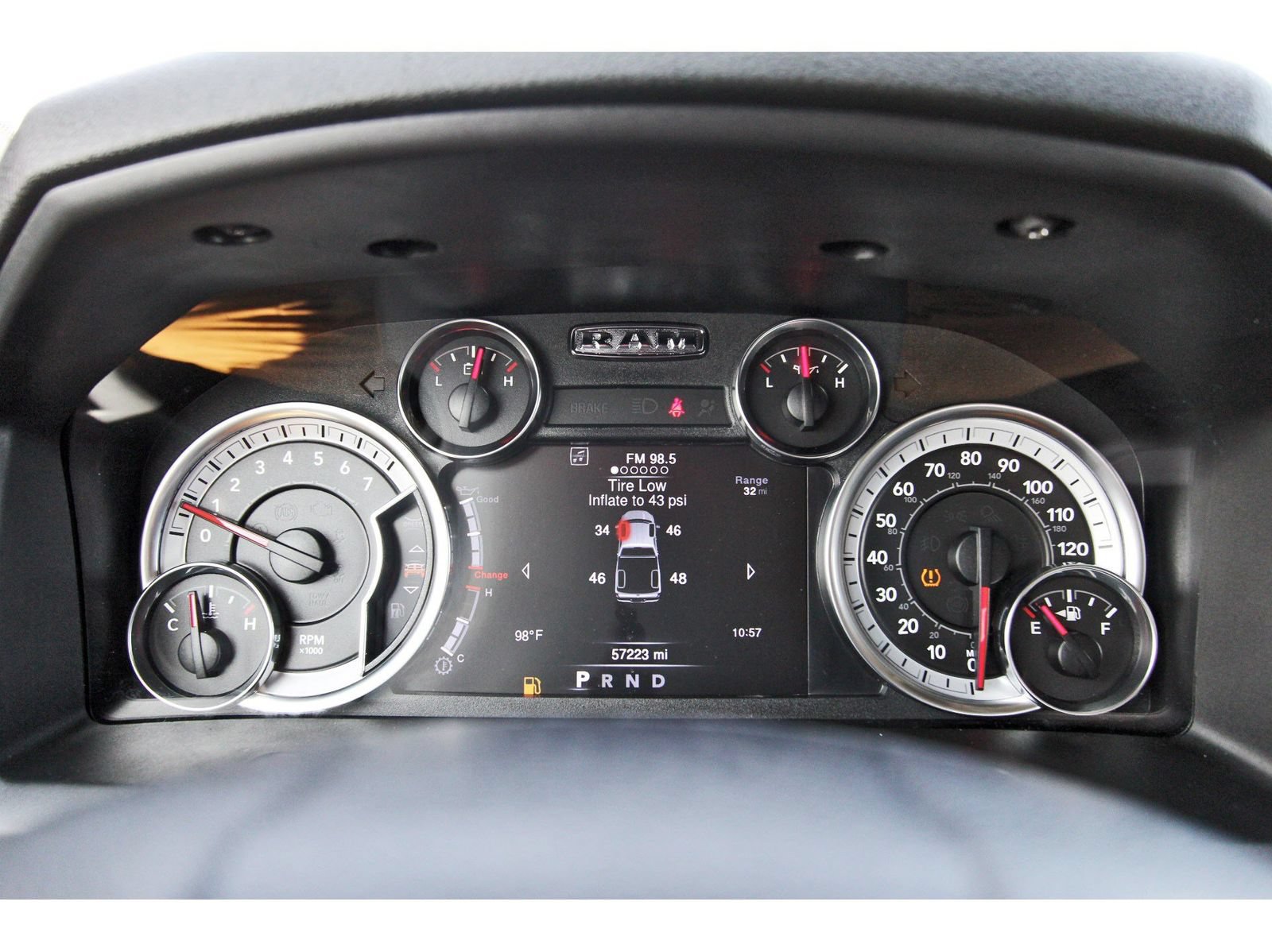Used 2023 RAM 1500 Classic SLT w/ Electronics Group AWD/4WD image 17