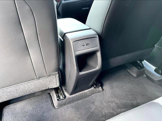 Used 2025 Chevrolet Trax LT FWD image 25