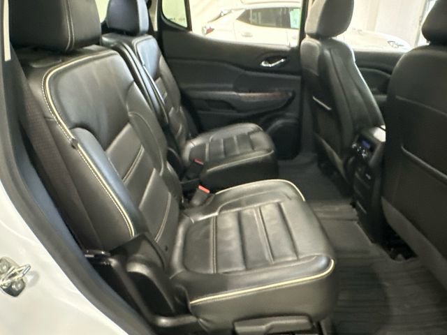 Used 2023 GMC Acadia Denali w/ Denali Ultimate Package AWD/4WD image 40