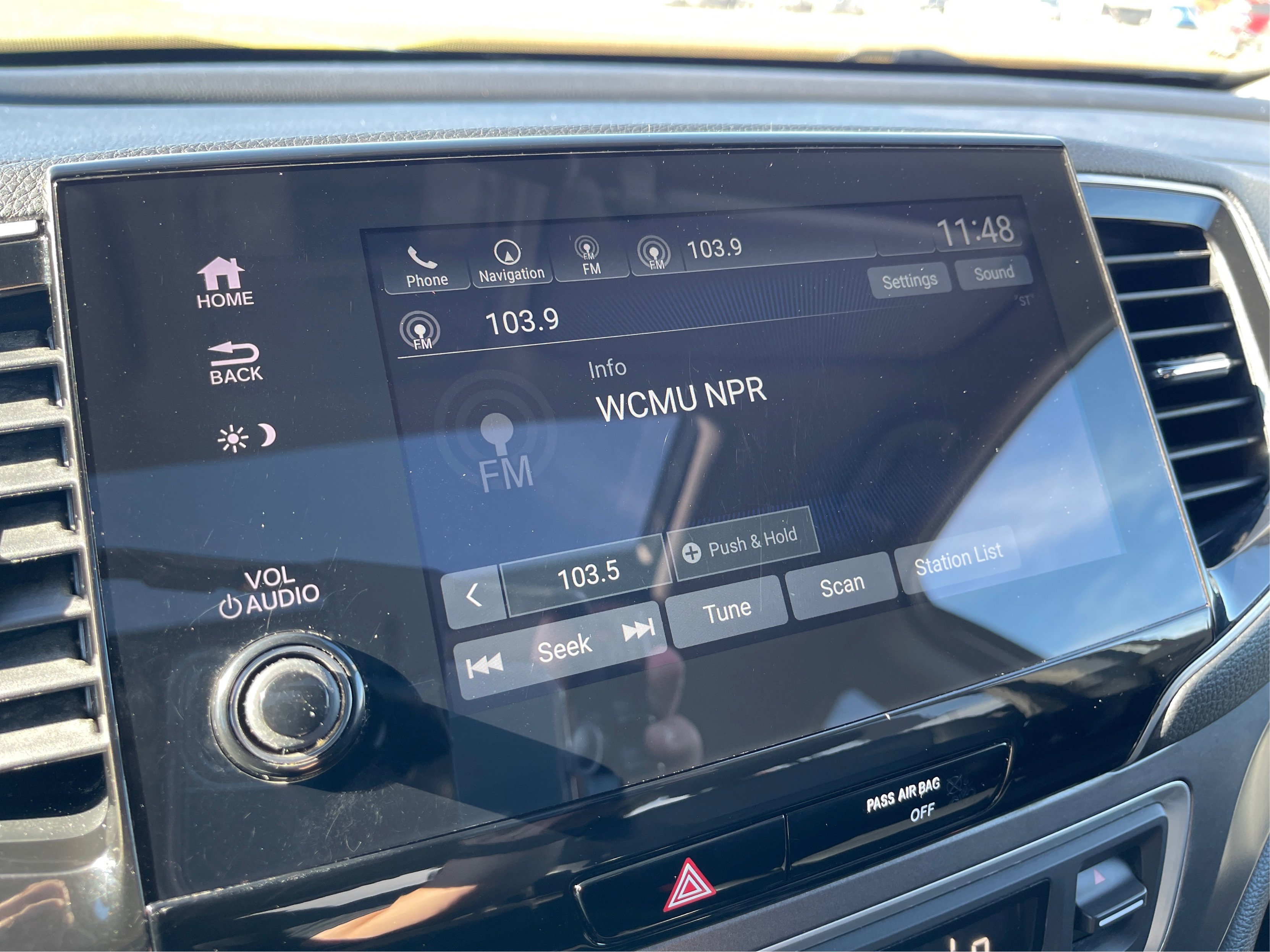 Used 2022 Honda Pilot Black Edition image 38