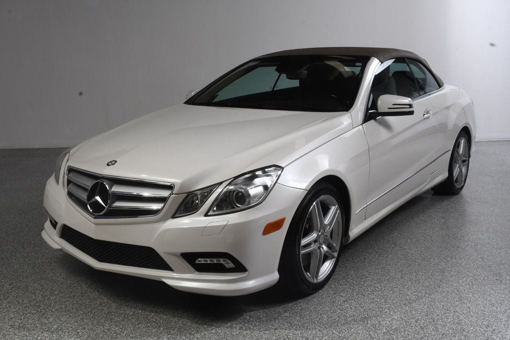 Used 2011 Mercedes-Benz E 550 Cabriolet image 2