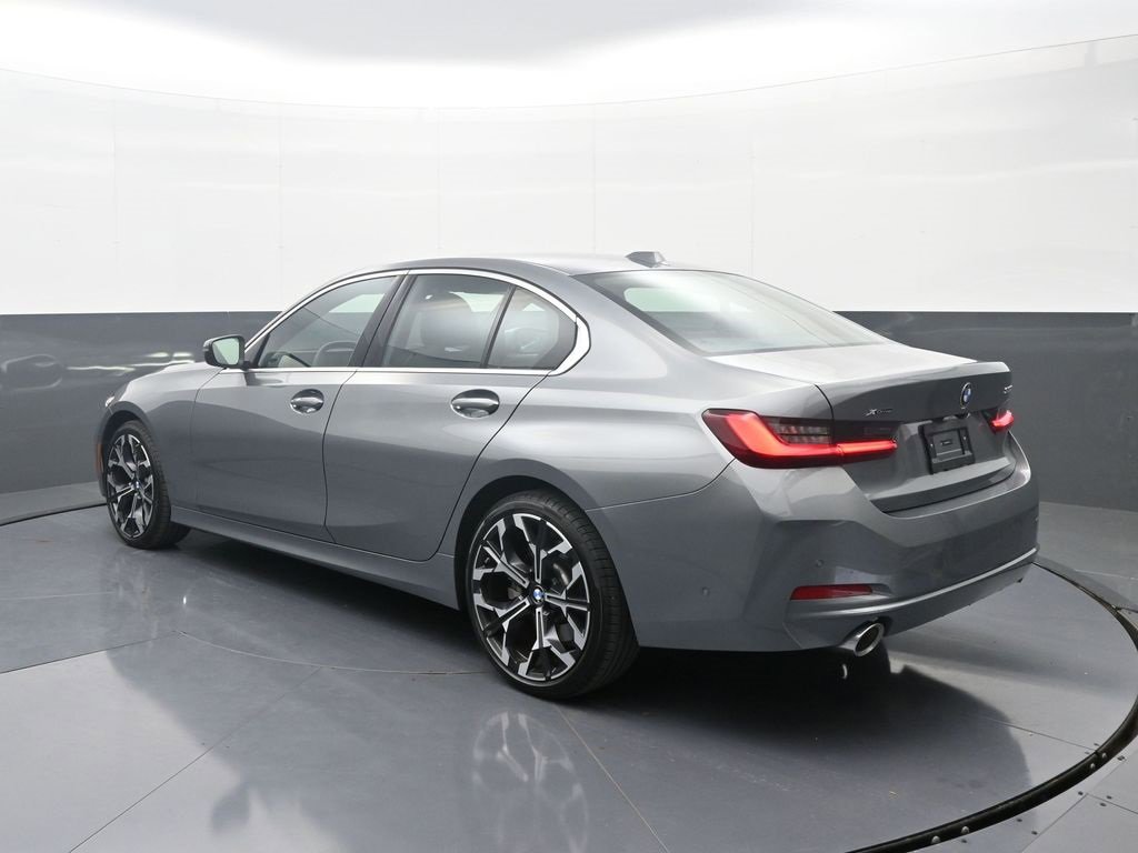 Used 2025 BMW 330i xDrive Sedan image 5