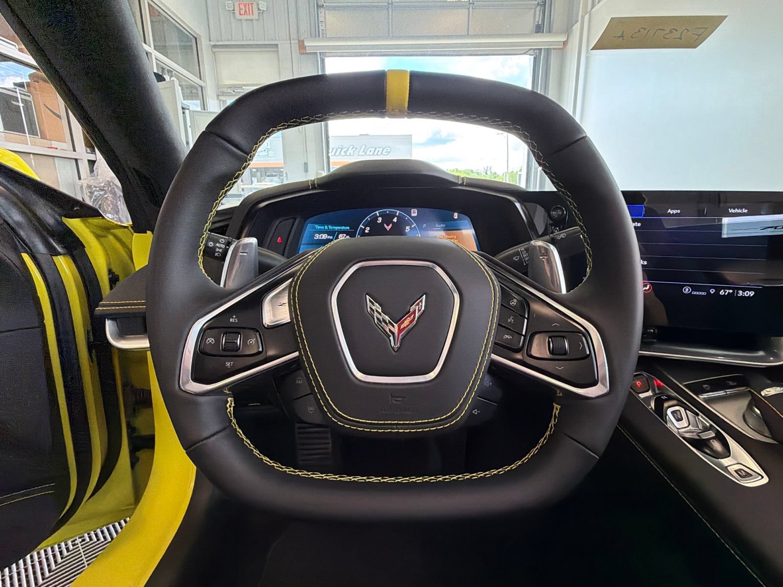 Used 2023 Chevrolet Corvette Stingray Premium Conv w/ Battery Protection Package RWD image 21
