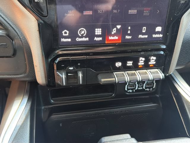Used 2024 RAM 3500 Laramie AWD/4WD image 26