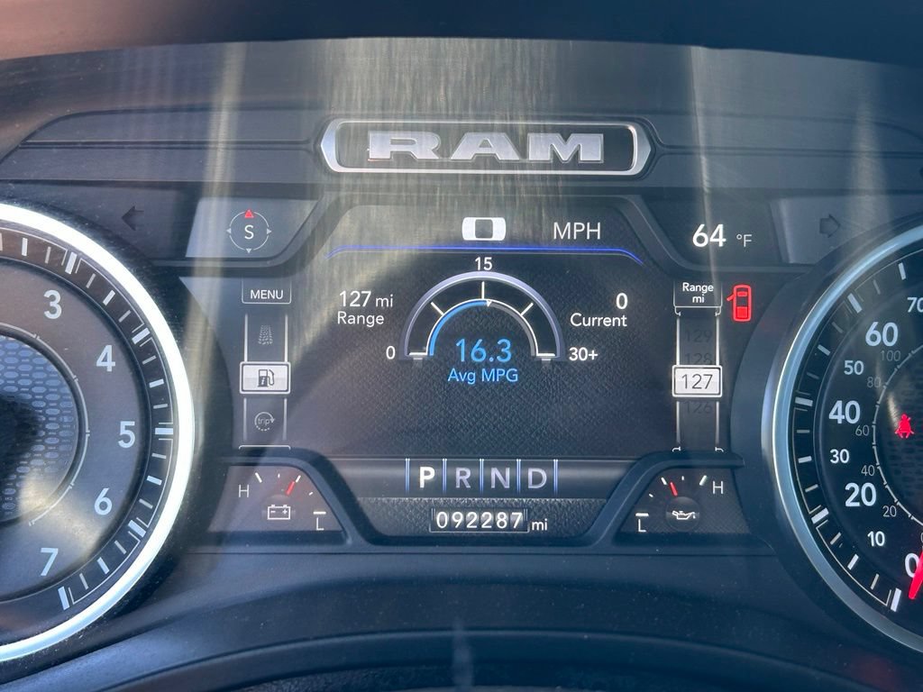 Used 2022 RAM 1500 Laramie w/ Sport Appearance Package AWD/4WD image 18