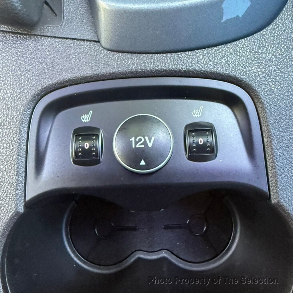 Used 2012 Ford Focus Titanium FWD image 34