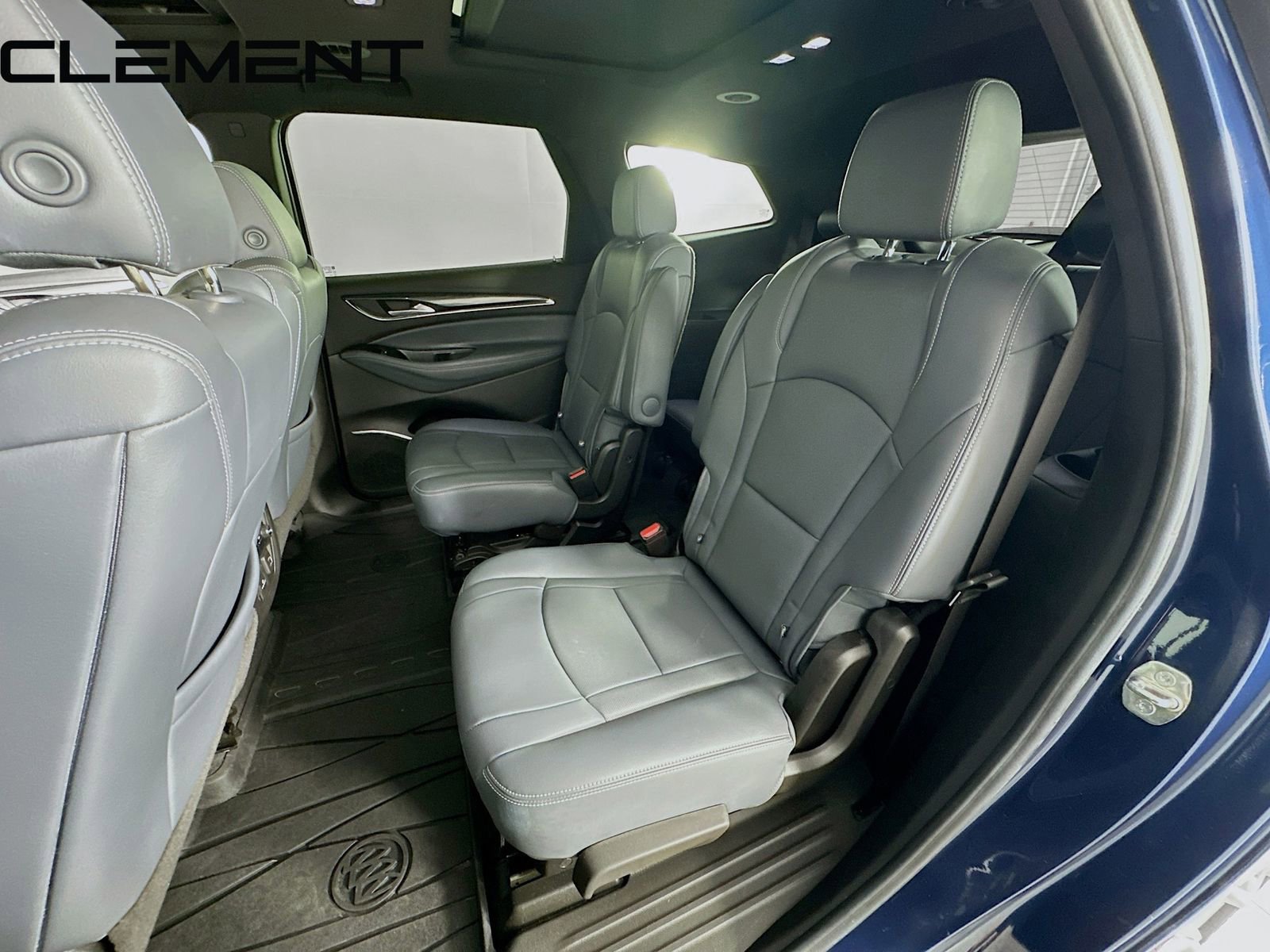 Used 2022 Buick Enclave Essence w/ Experience Buick Package image 34