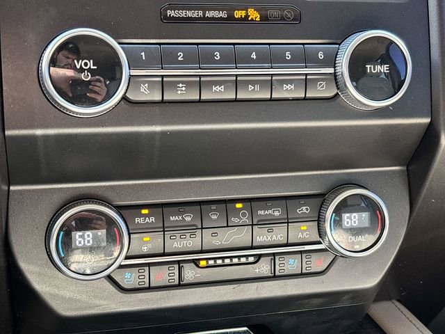 Used 2019 Ford Expedition Limited image 26