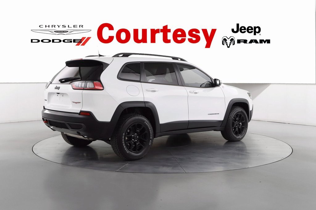 Certified 2021 Jeep Cherokee Trailhawk image 5