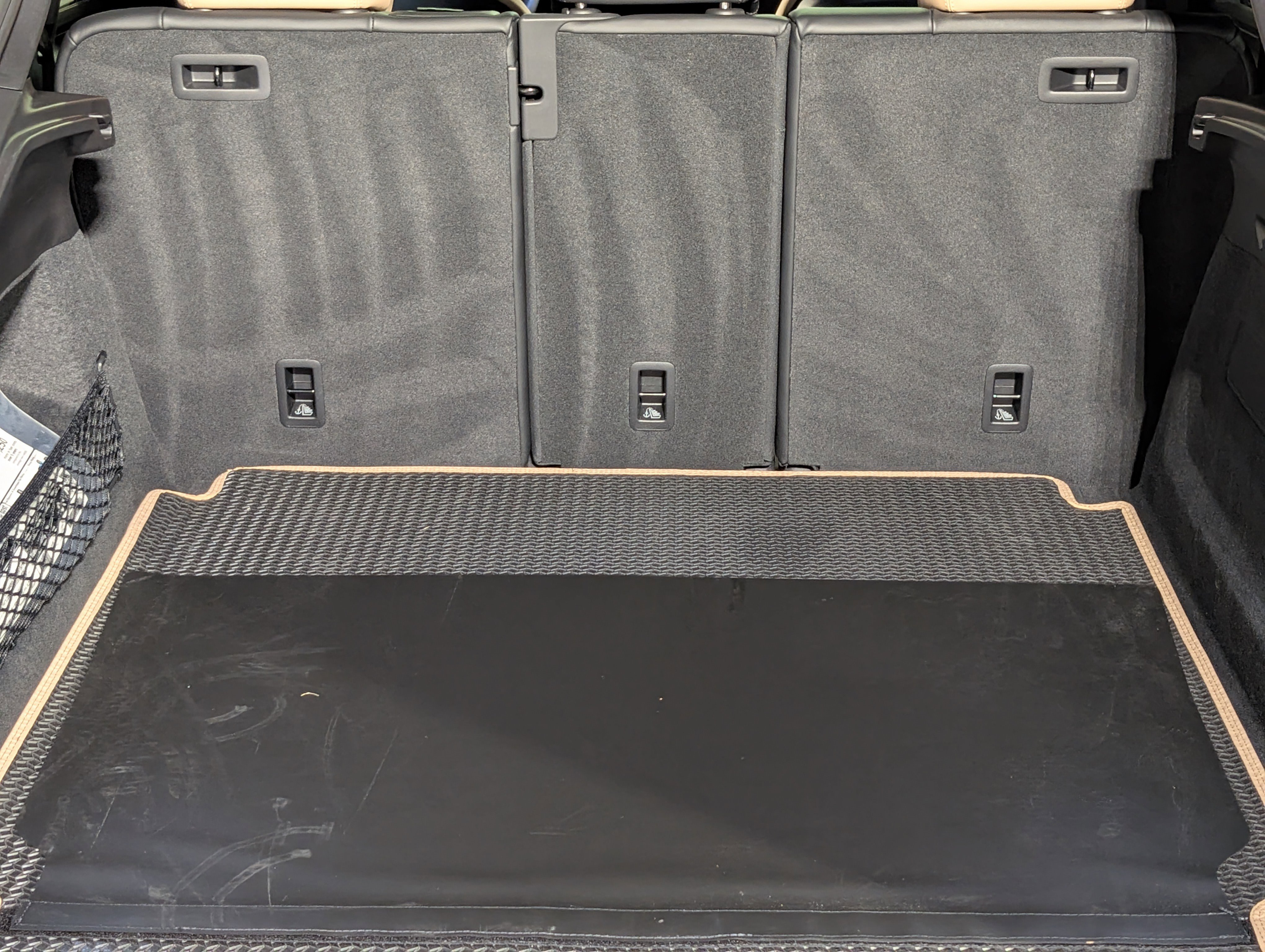 Certified 2025 Porsche Cayenne Coupe image 24