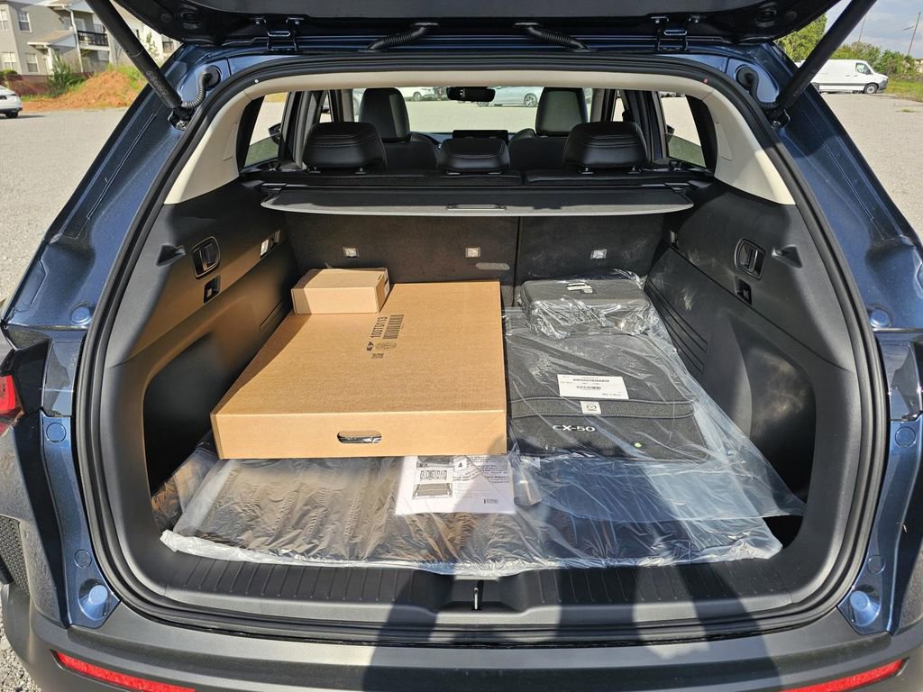 New 2025 MAZDA CX-50 AWD 2.5 S w/ Accent Package image 9