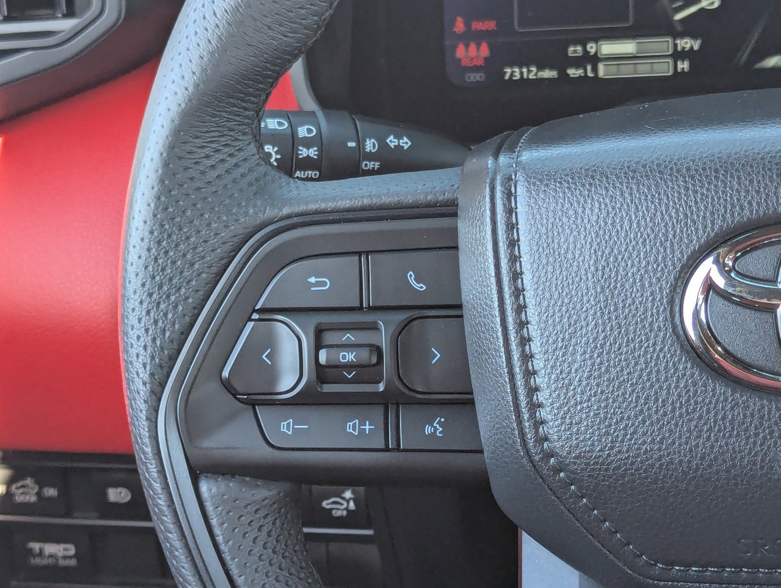 Used 2025 Toyota Tundra TRD Pro AWD/4WD image 24