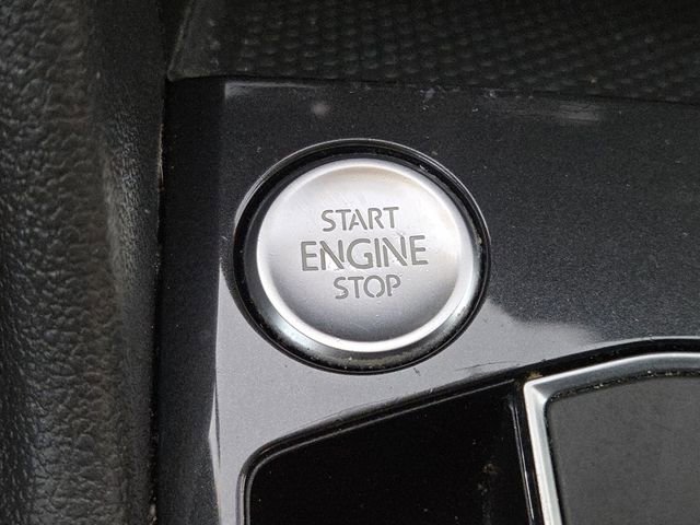 Used 2019 Volkswagen Tiguan S image 15