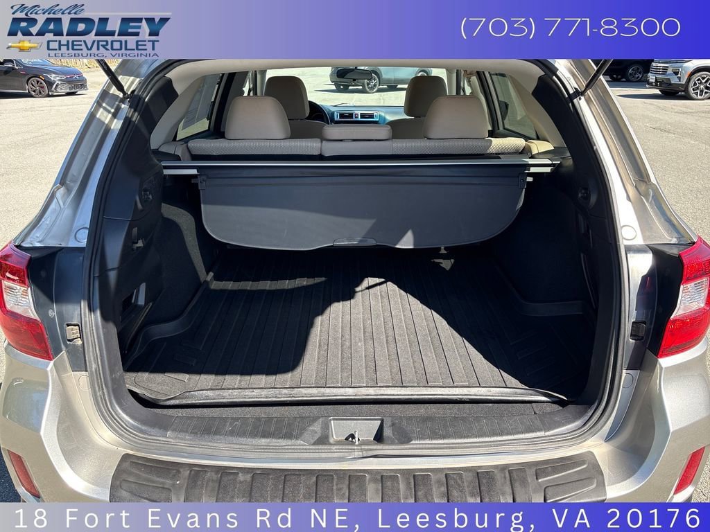 Used 2017 Subaru Outback 2.5i Premium AWD/4WD image 11