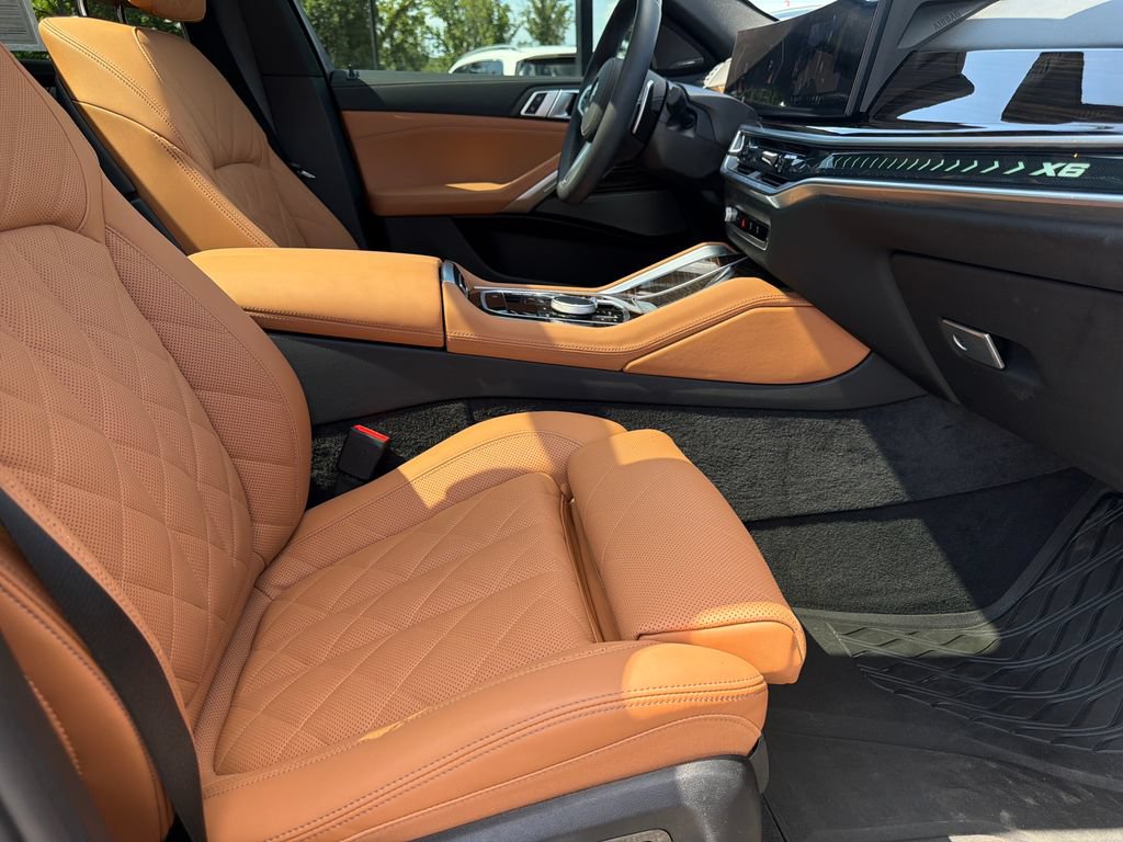Used 2025 BMW X6 xDrive40i w/ Climate Comfort Package AWD/4WD image 40