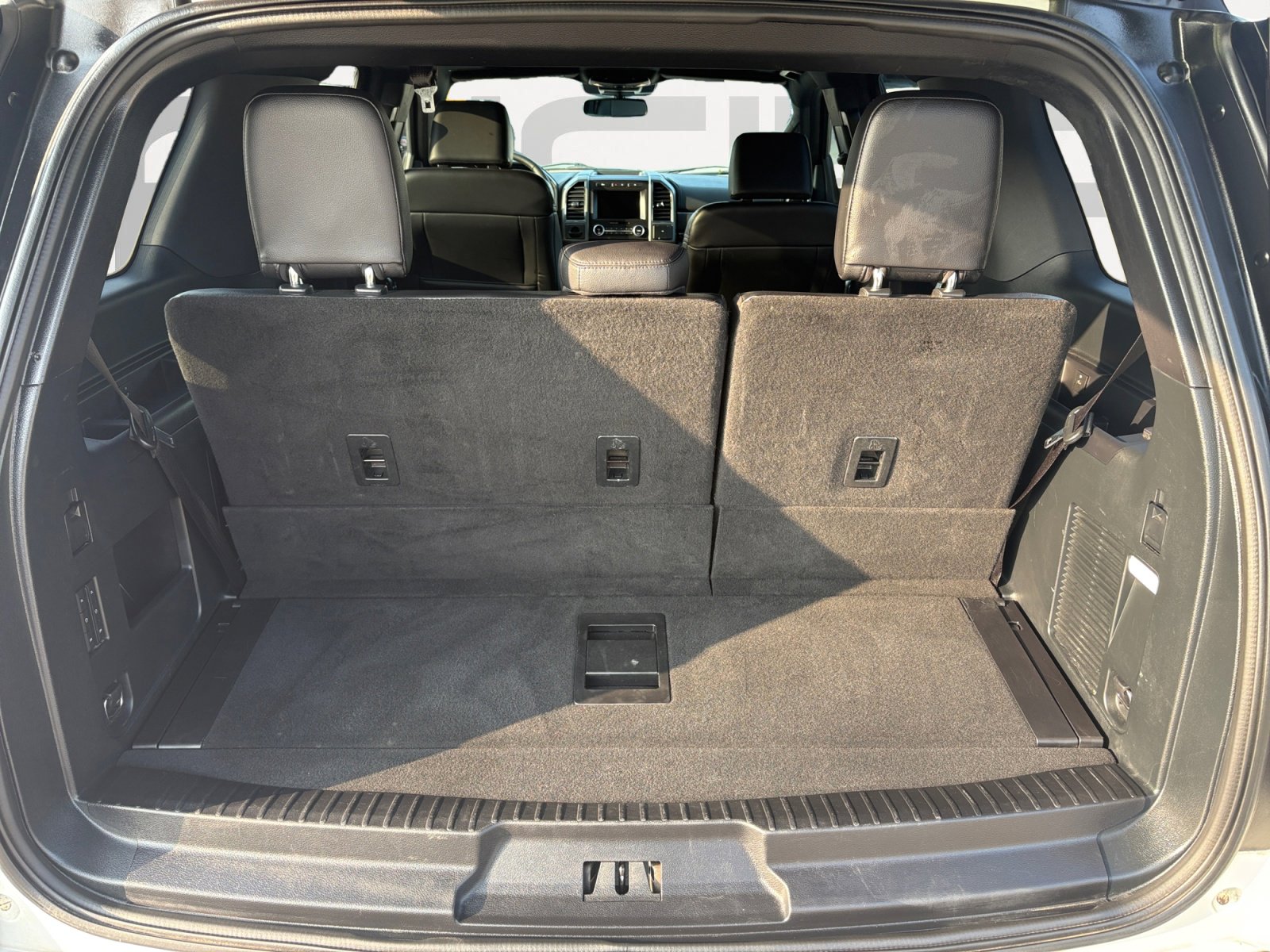 Used 2021 Ford Expedition XLT RWD image 12