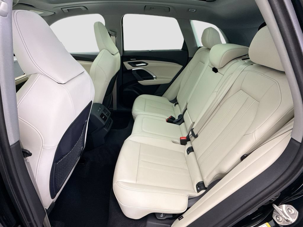 Certified 2025 Audi Q5 Premium Plus w/ Premium Plus AWD/4WD image 20