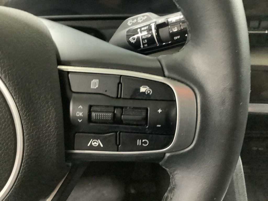 Certified 2023 Kia Sportage EX image 14