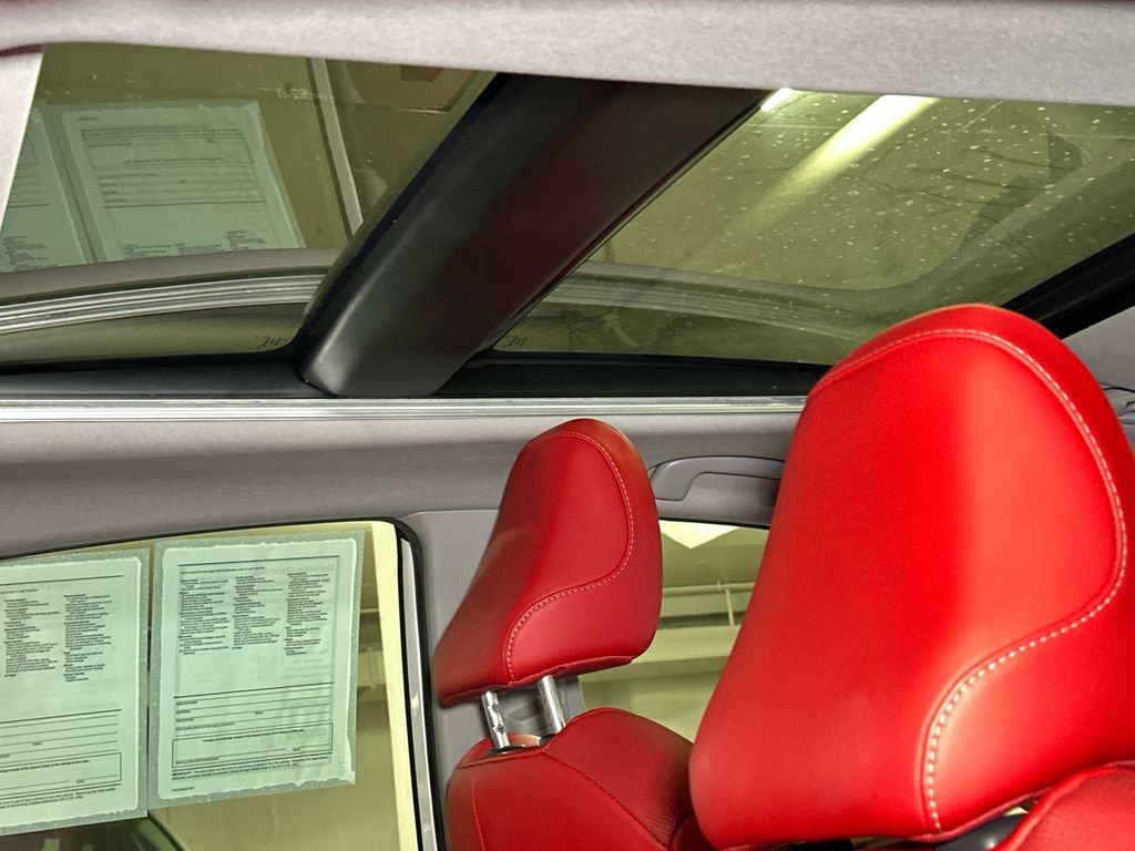 Used 2024 Toyota Camry XSE w/ Navigation Package image 9