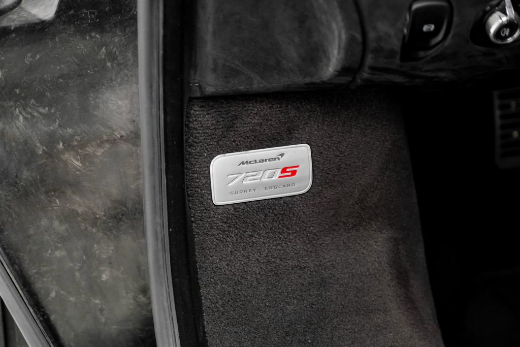 Used 2020 McLaren 720S Performance RWD image 30