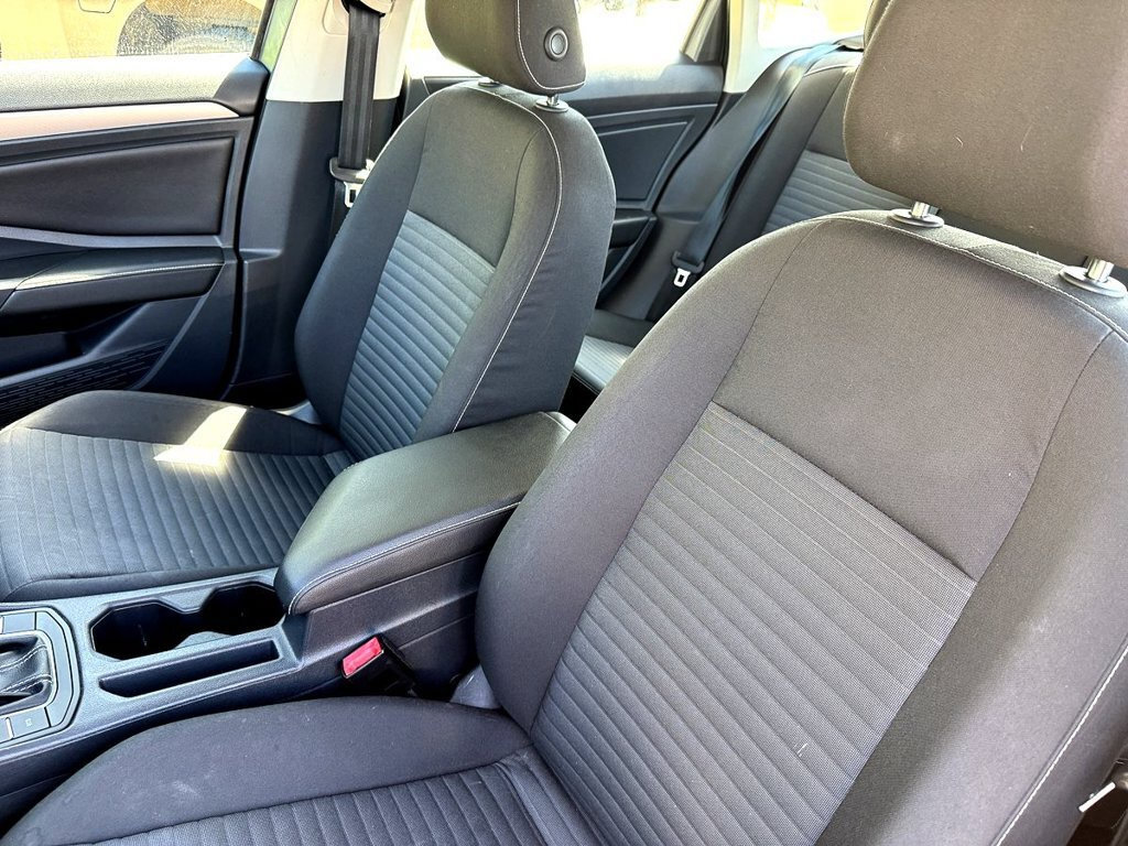 Certified 2024 Volkswagen Jetta S FWD image 13