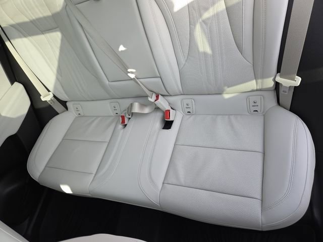 New 2026 Buick Envision Avenir image 32