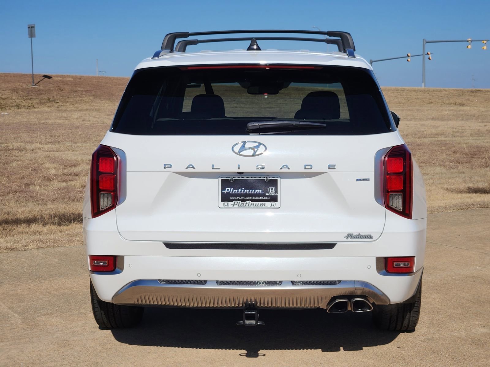 Used 2022 Hyundai Palisade Calligraphy image 8