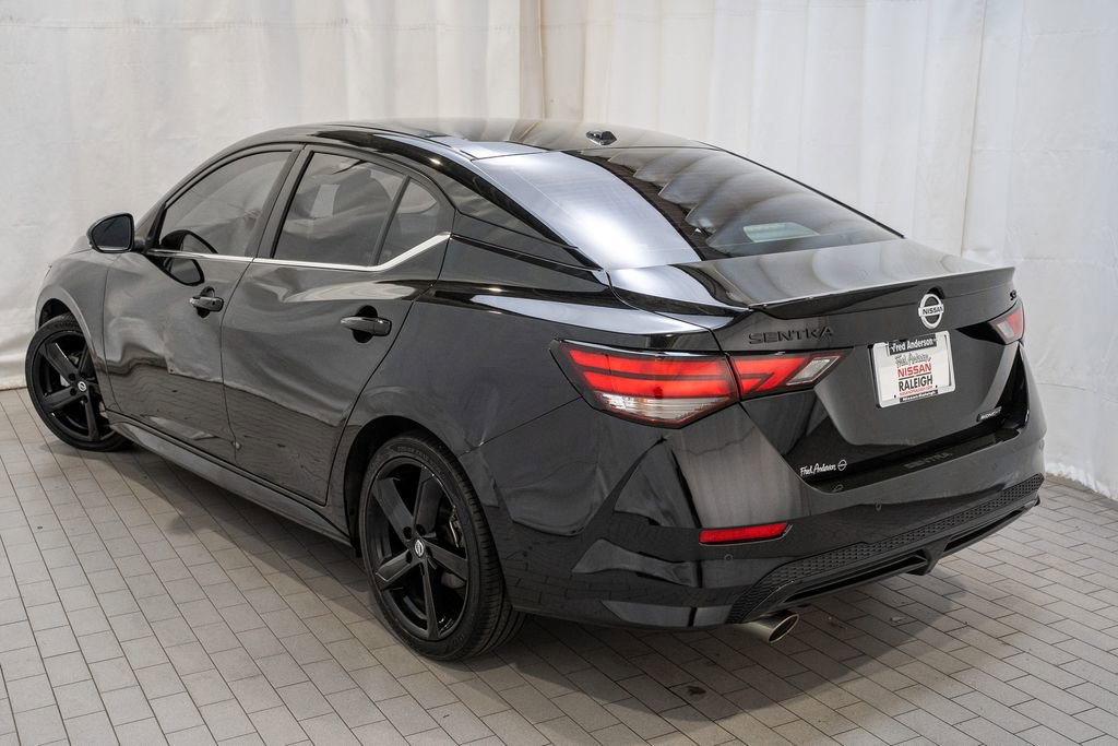 Certified 2022 Nissan Sentra SR w/ Midnight Edition image 3
