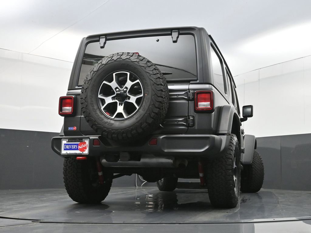 Used 2022 Jeep Wrangler Unlimited Rubicon AWD/4WD image 29