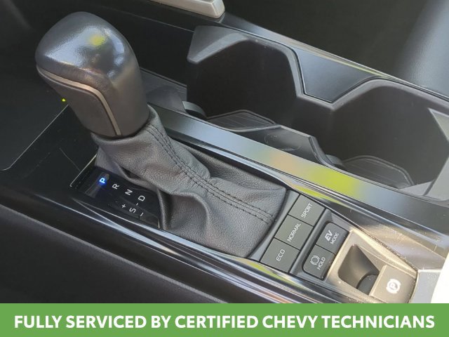 Used 2025 Toyota Camry SE FWD image 34