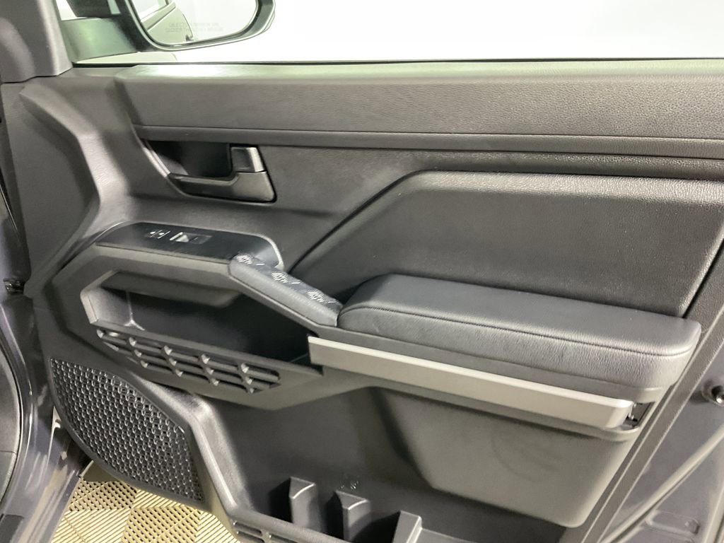 Used 2025 Toyota Tacoma SR5 image 23