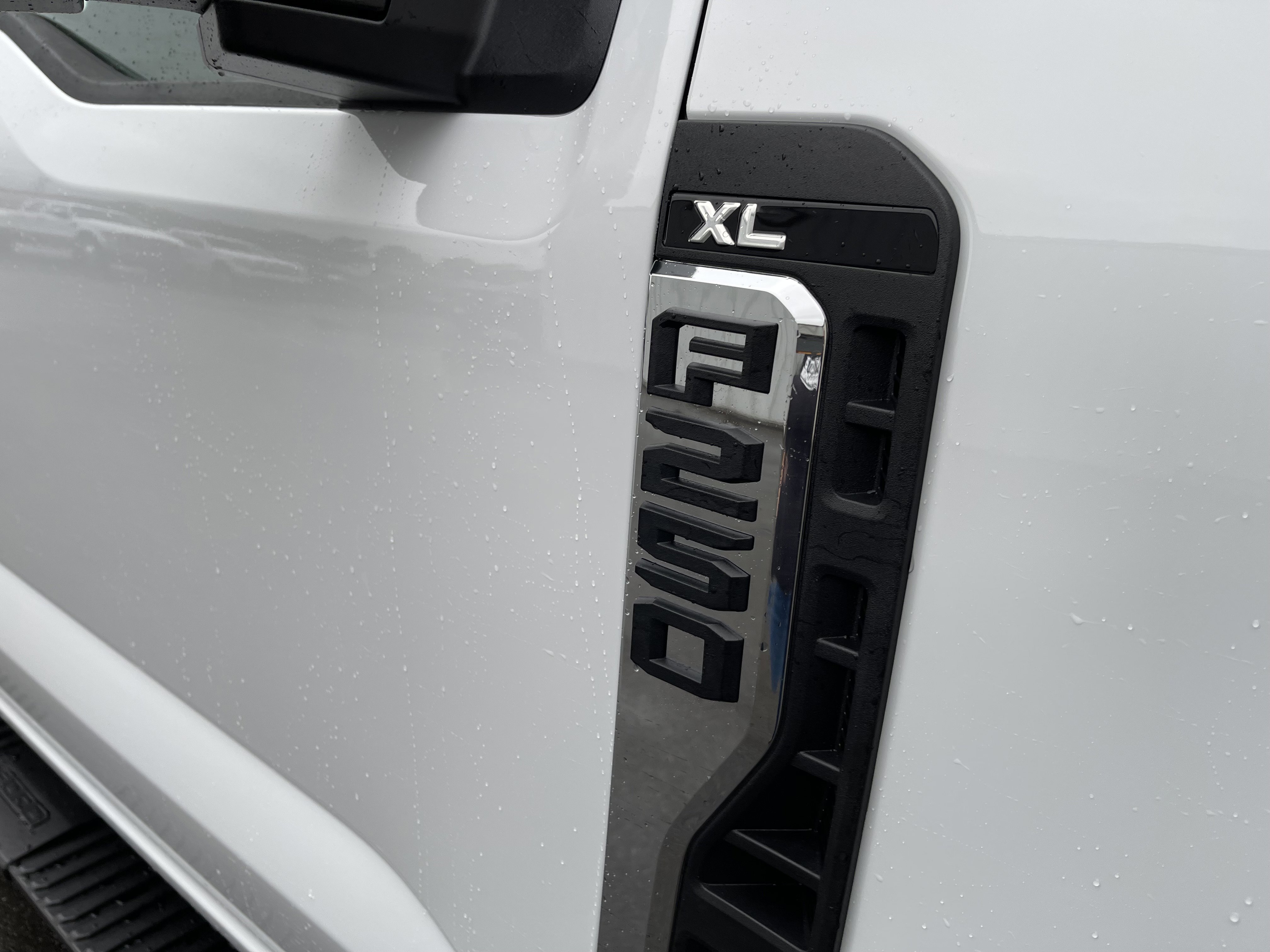 New 2026 Ford F250 XL w/ XL Chrome Package image 2