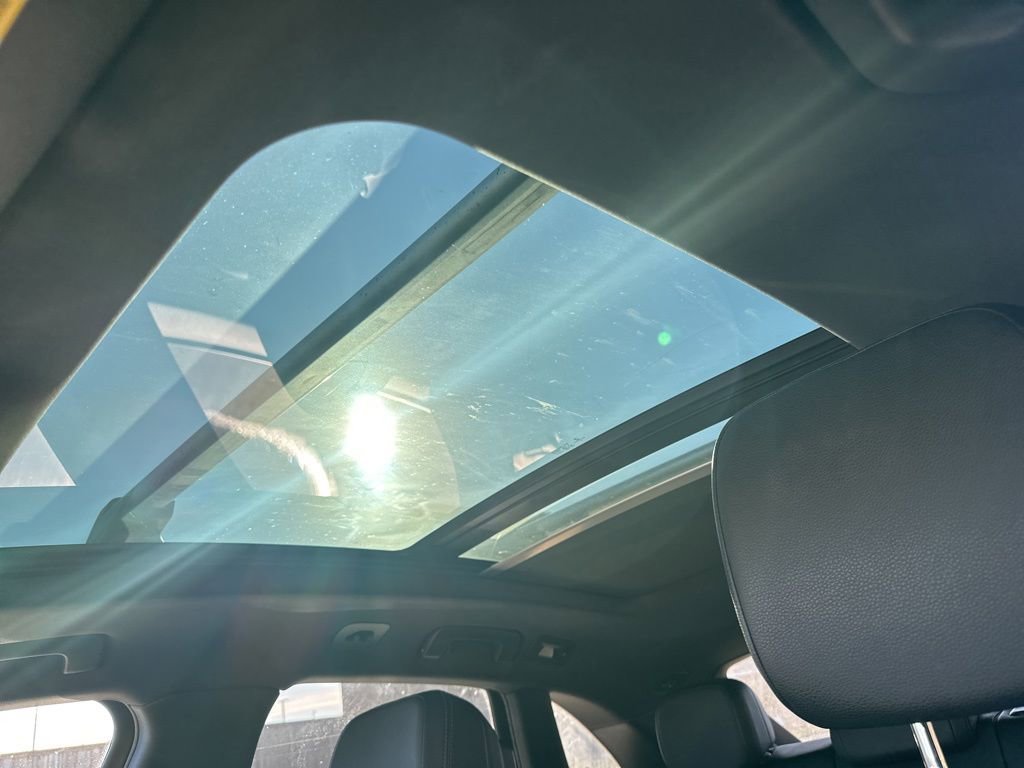 Used 2017 Porsche Macan image 9