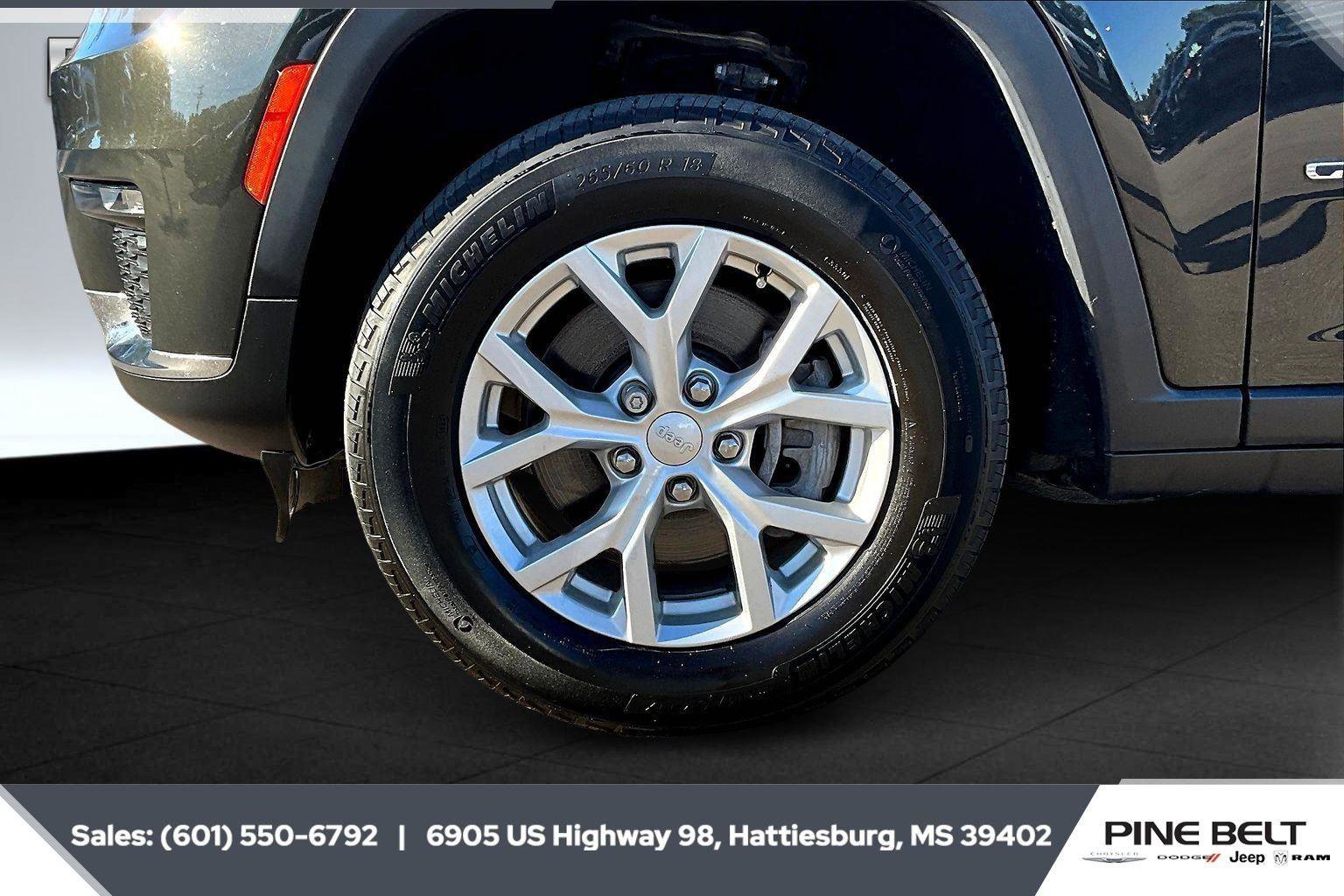 Used 2023 Jeep Grand Cherokee L Limited image 9