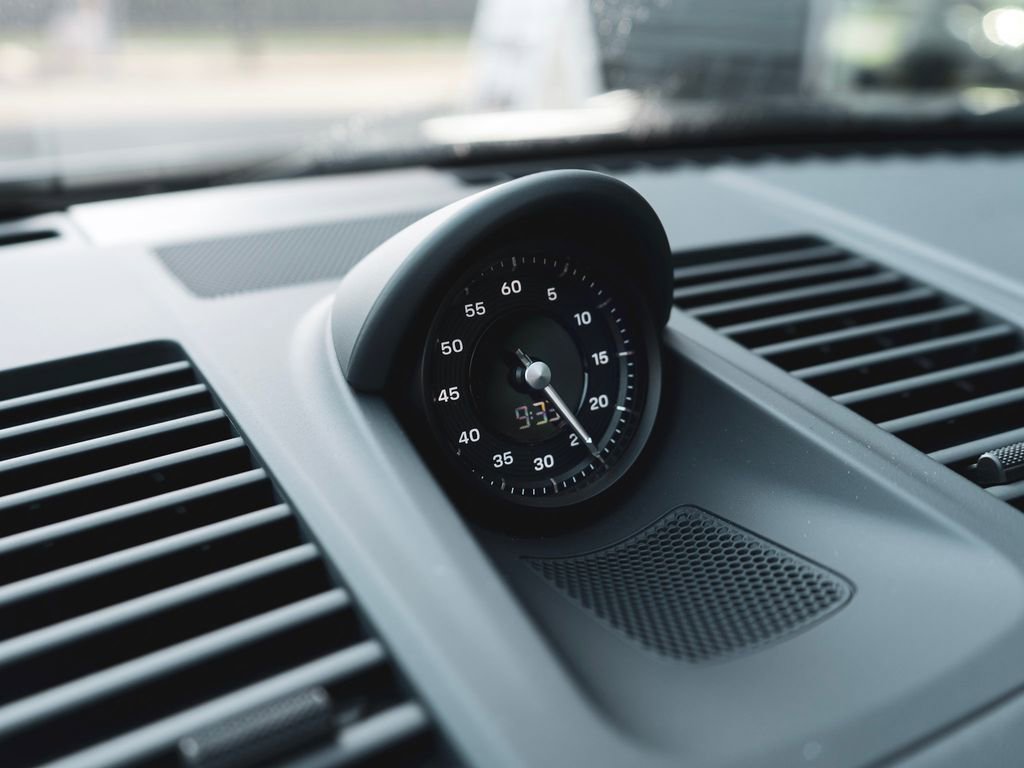 Used 2025 Porsche 911 Carrera image 22