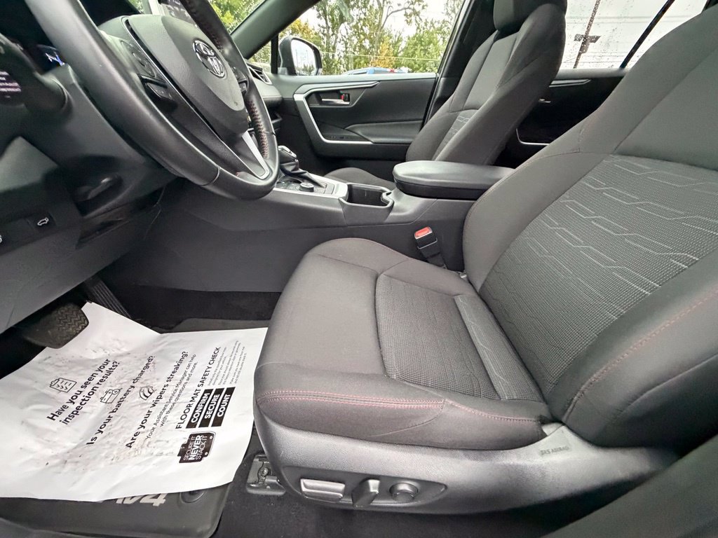 Used 2023 Toyota RAV4 SE w/ Weather & Moonroof Package AWD/4WD image 11