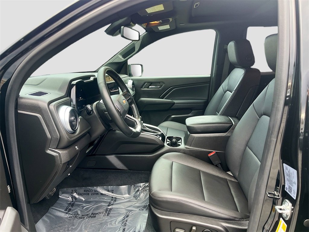Used 2024 Chevrolet Colorado LT w/ LT Convenience Package III image 22