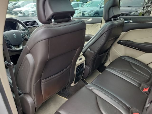 Used 2017 Lincoln MKC Reserve w/ Lincoln MKC Climate Package AWD/4WD image 13