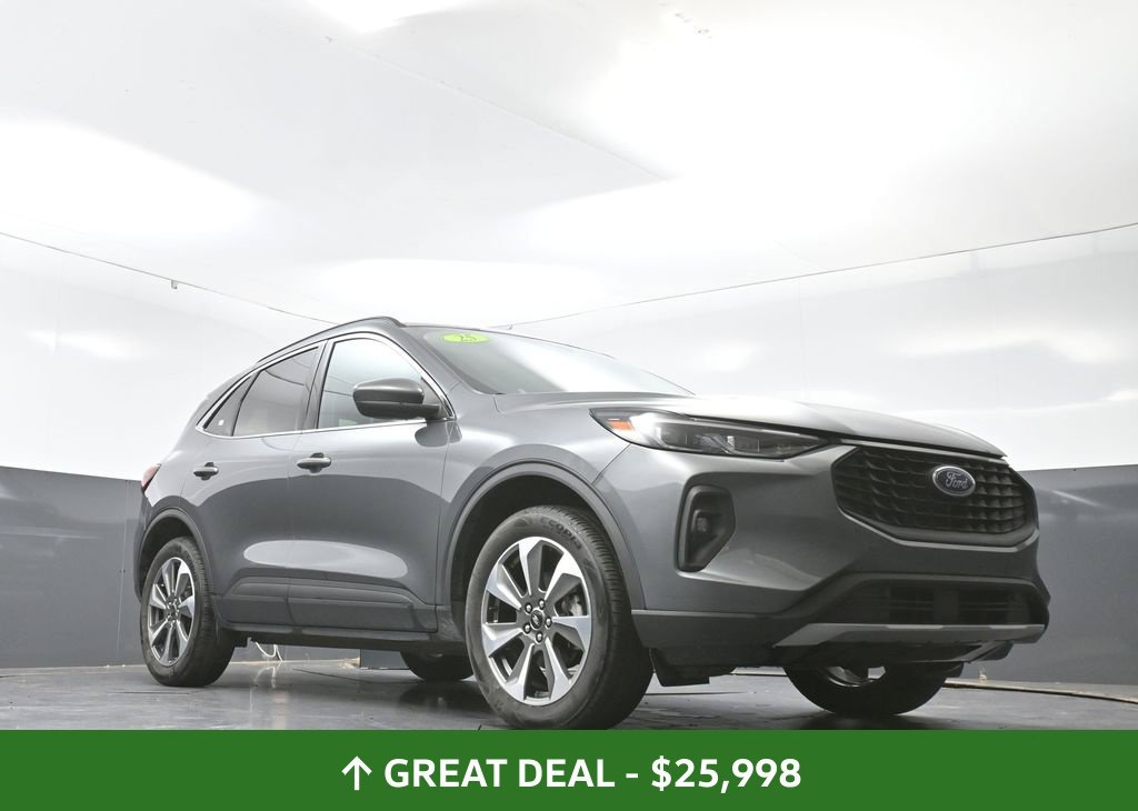 Used 2025 Ford Escape Platinum AWD/4WD image 54