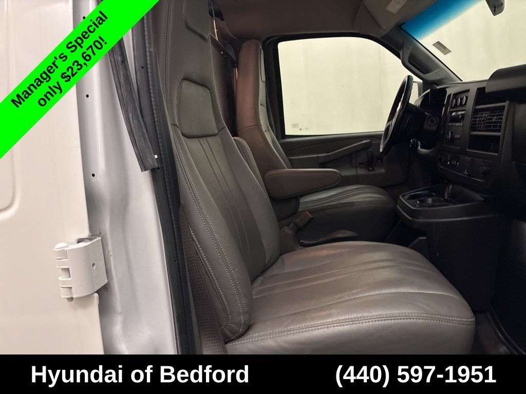 Used 2023 Chevrolet Express 2500 w/ Driver Convenience Package RWD image 21